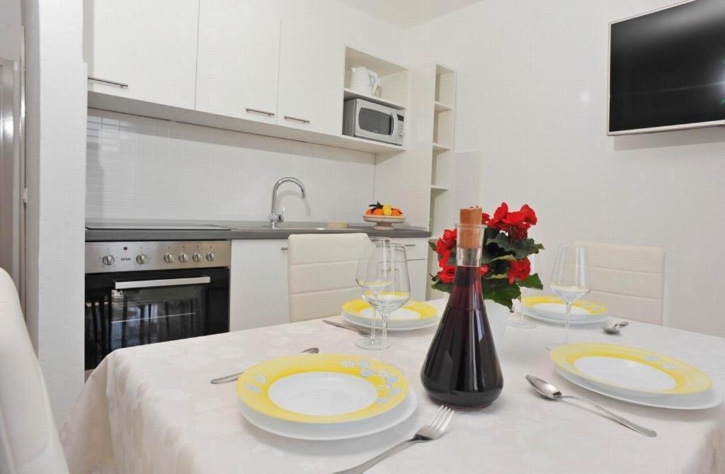 Apartments Lenka Sutivan Ruang foto