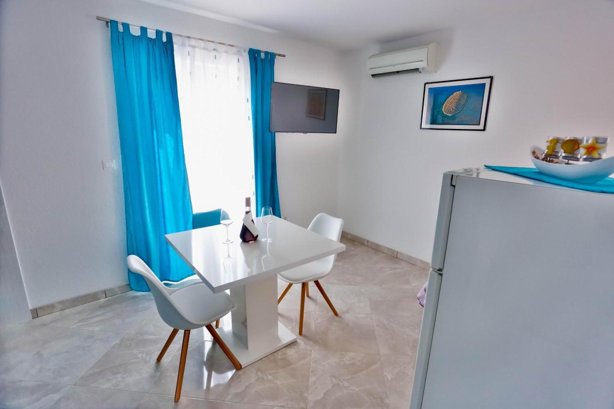 Apartments Lenka Sutivan Ruang foto